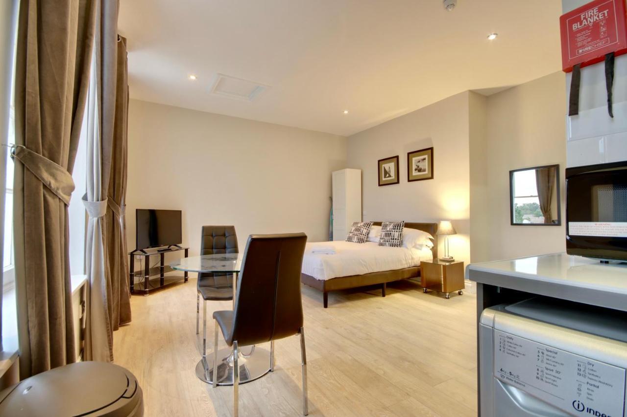 Orange Grove Hotel & Gardens Sarisbury Green ภายนอก รูปภาพ