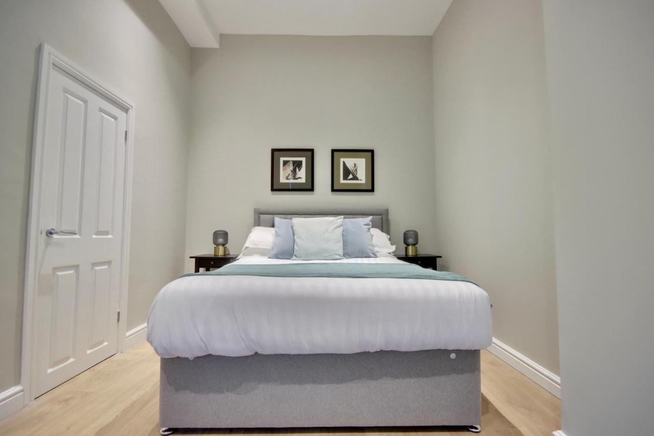 Orange Grove Hotel & Gardens Sarisbury Green ภายนอก รูปภาพ