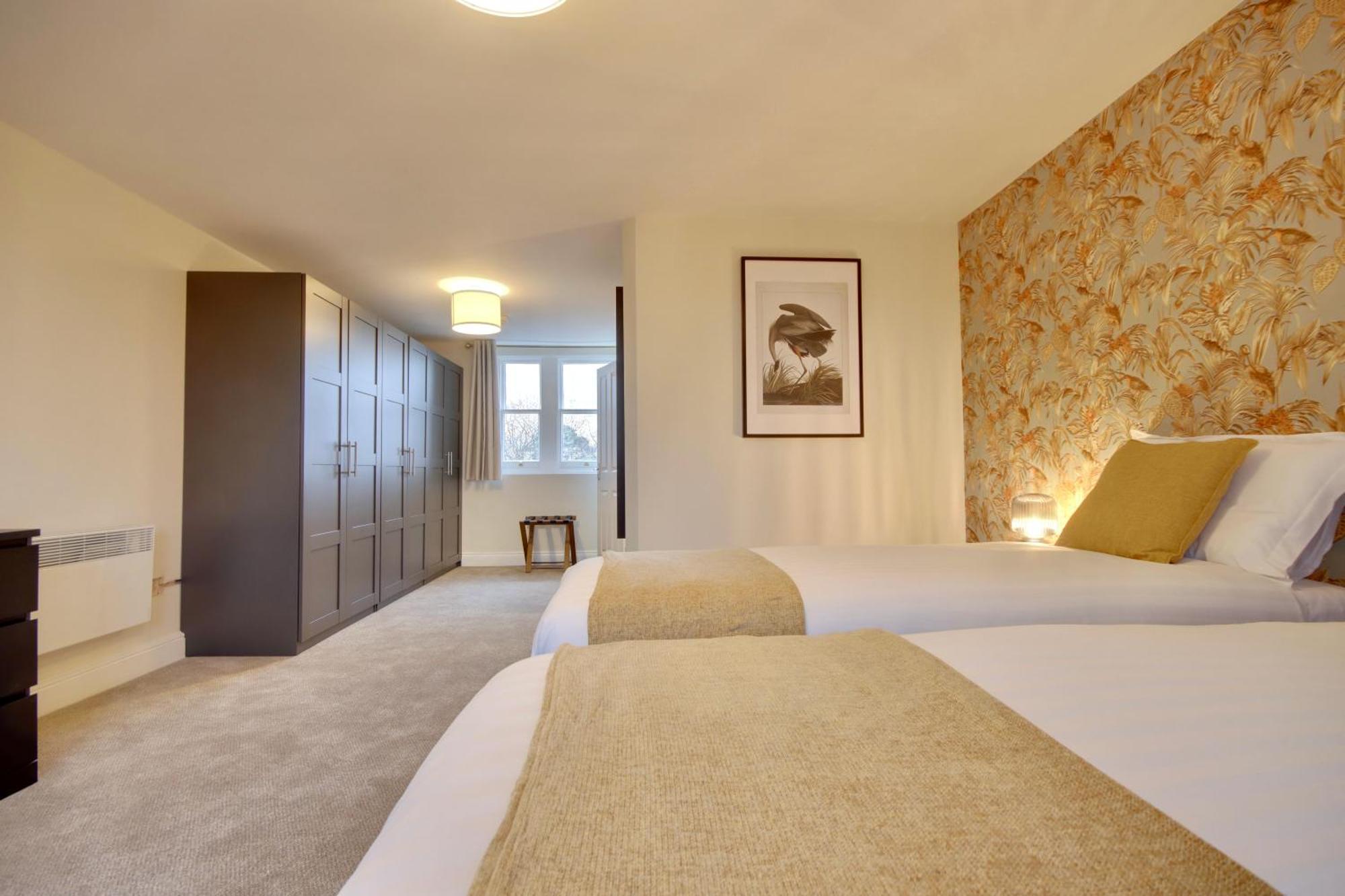 Orange Grove Hotel & Gardens Sarisbury Green ภายนอก รูปภาพ