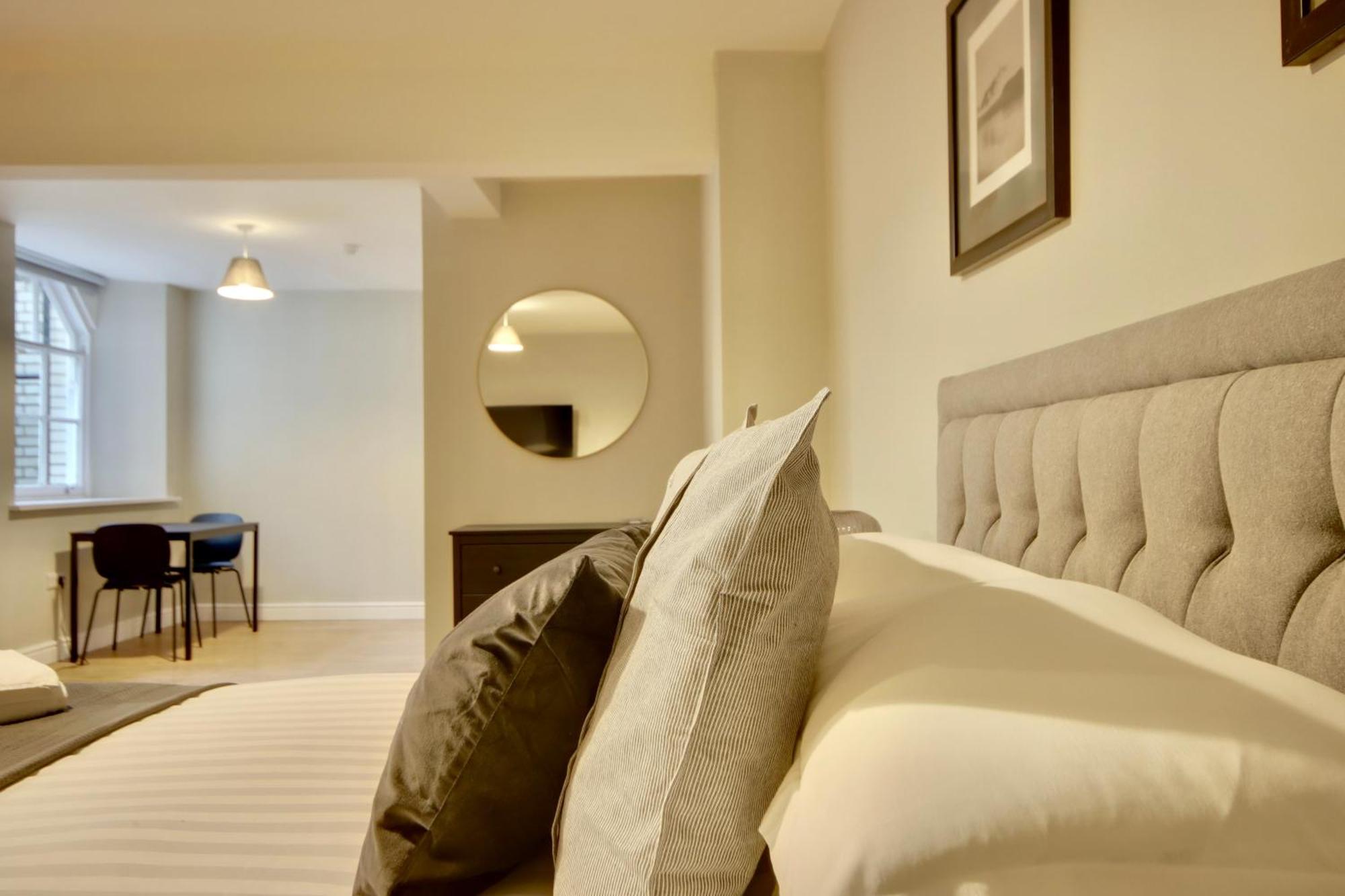 Orange Grove Hotel & Gardens Sarisbury Green ภายนอก รูปภาพ